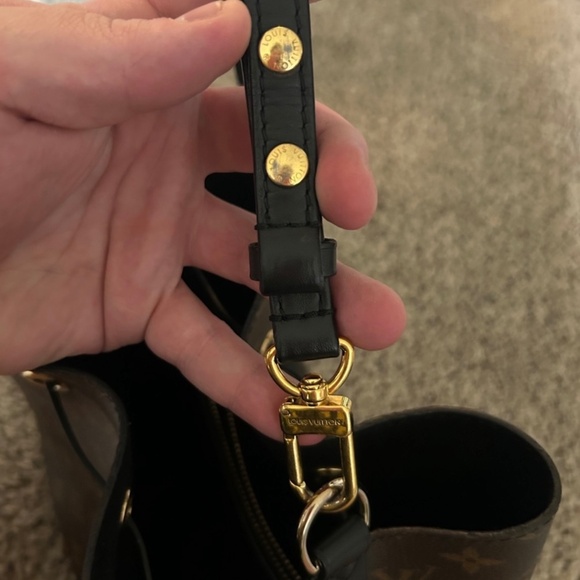 Louis Vuitton Neonoe bag - Picture 8 of 12